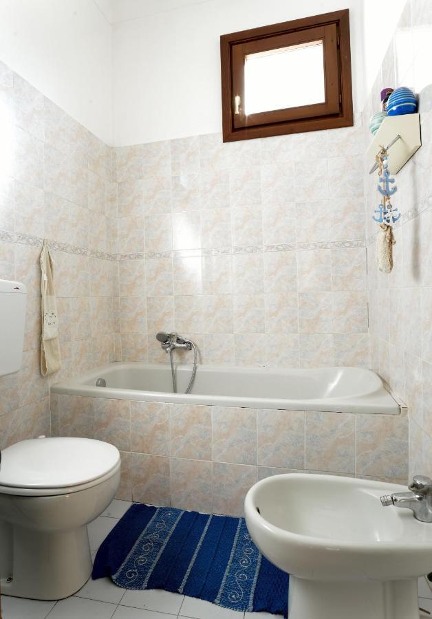 Casa Con Grande Terrazza, Ac, Wifi, Posto Auto E Vicino Al Mare Villa Imperia Buitenkant foto